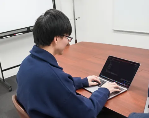 システム部　開発ユニット